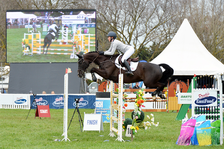 Australian Showjumping Championships deluge! The Horse Magazine