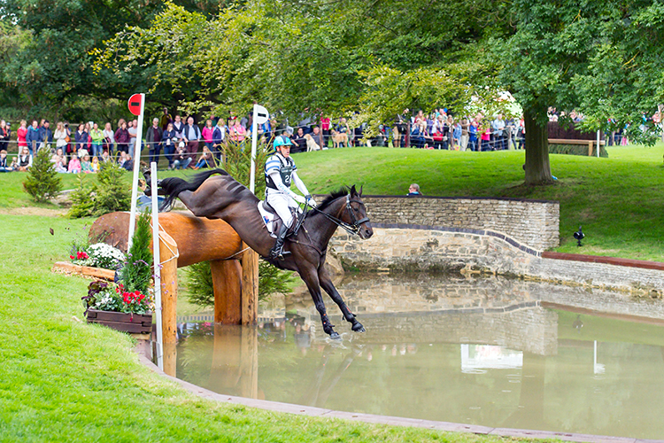 ANDREW HOY (AUS) RIDING RUTHERGLEN