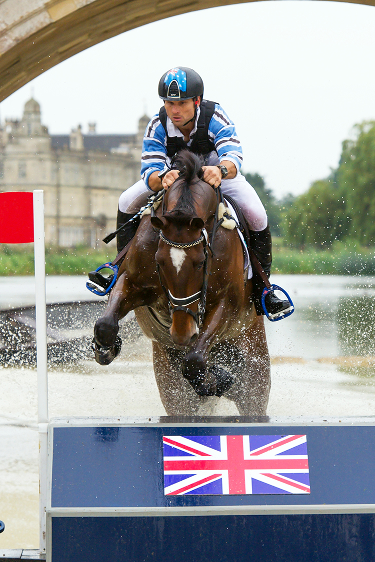 SHANE ROSE (AUS) RIDING VIRGIL